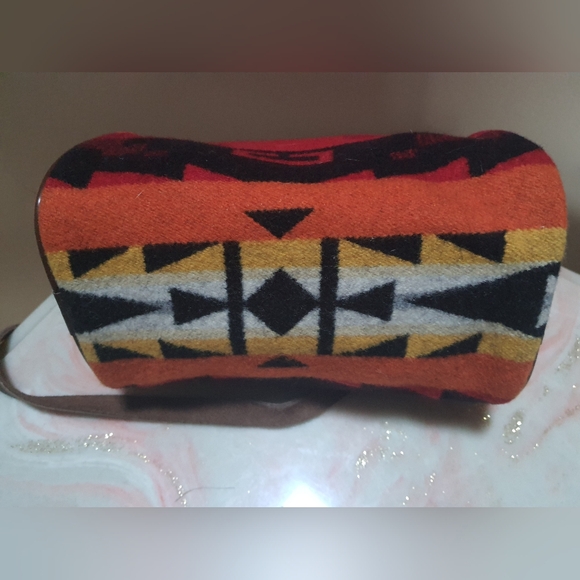 Pendleton Bag - Picture 2 of 5